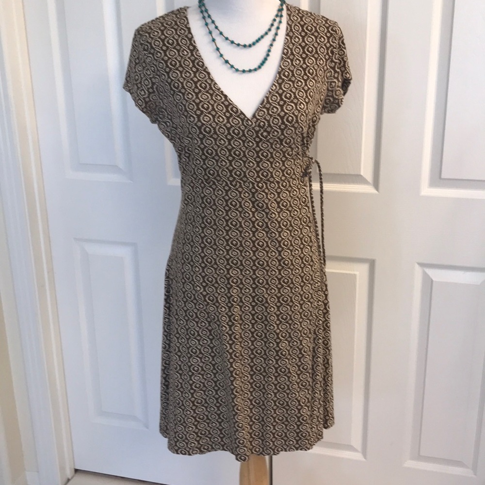 Brown patterned Sahalie wrap dress, M